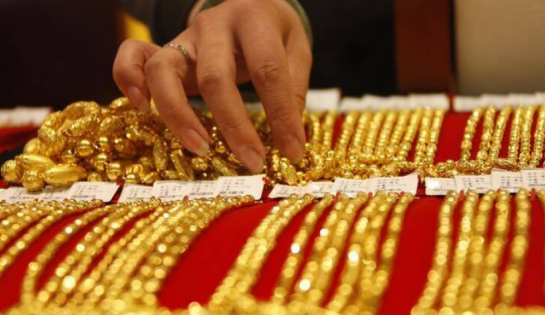 ความสัมพันธ์ระหว่างดอลลาร์กับทองคำคืออะไร? การวิเคราะห์แนวโน้มของทองคำเทียบกับดอลลาร์สหรัฐในปี 2564