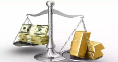 The gold market fluctuates at a low level with the Fed's interest rate meeting imminent