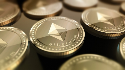 Beginner's Guide: How to choose the ETH trading platform and make money with Ethereum CFD ?