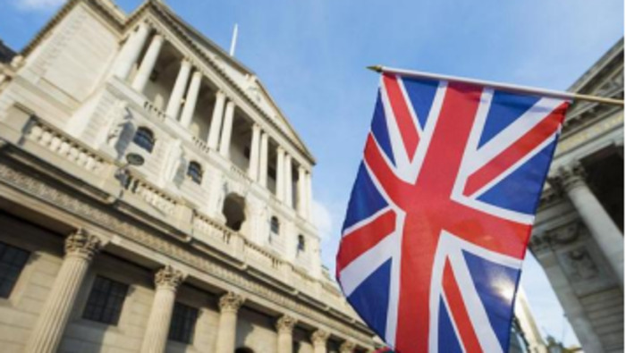 Pasar memperkirakan ekonomi Inggris menurun, pound dan Amerika Serikat tetap rentan