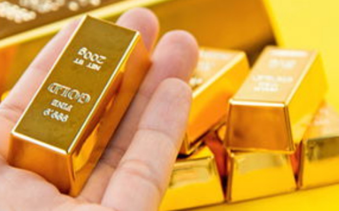Gold prices lower as Powell says no 'premature' easing policy ​​